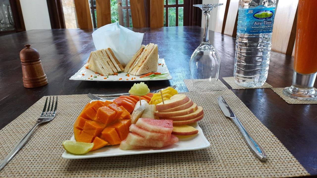 Green Castle Kandy Hotel Luaran gambar