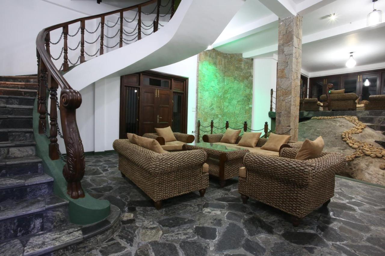 Green Castle Kandy Hotel Luaran gambar